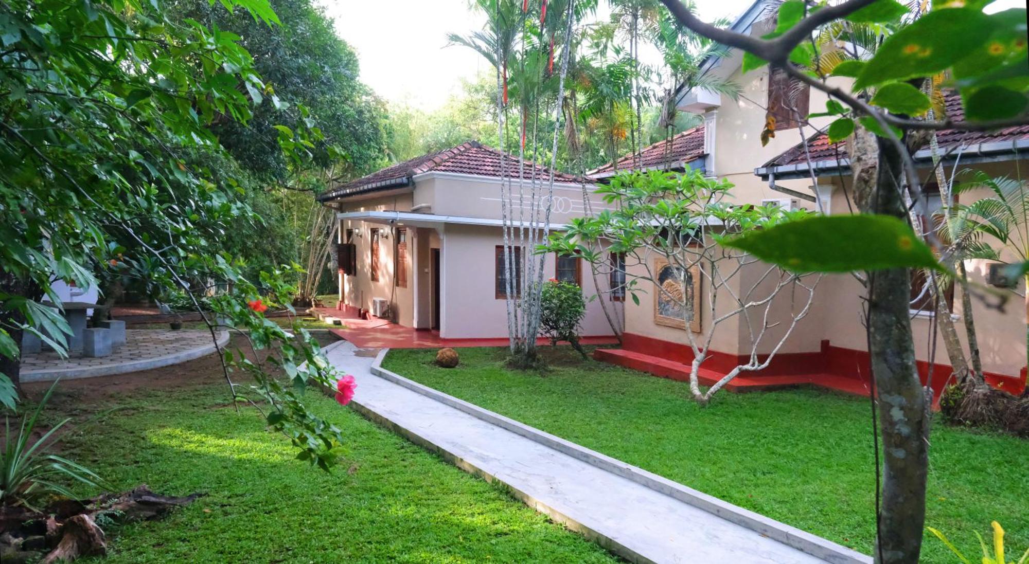 Chandra Villa Ayurveda Resort Bentota Dış mekan fotoğraf